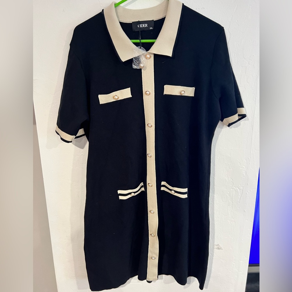 Pearl button knit dress